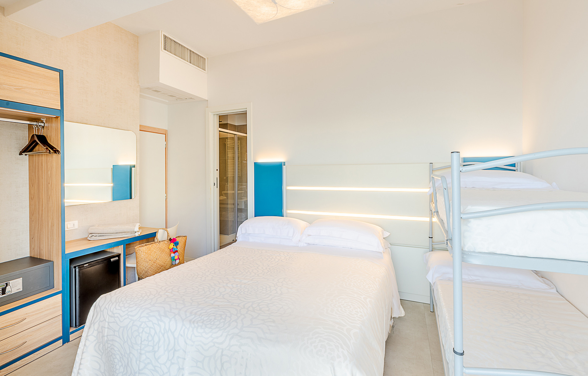 media.Slide_Camera_Superior_4Hotel_Commodore_Riccione