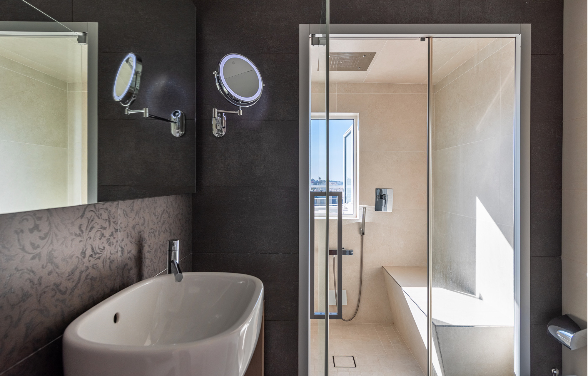 media.Slide_SkyRoom_Deluxe_6Hotel_Commodore_Riccione