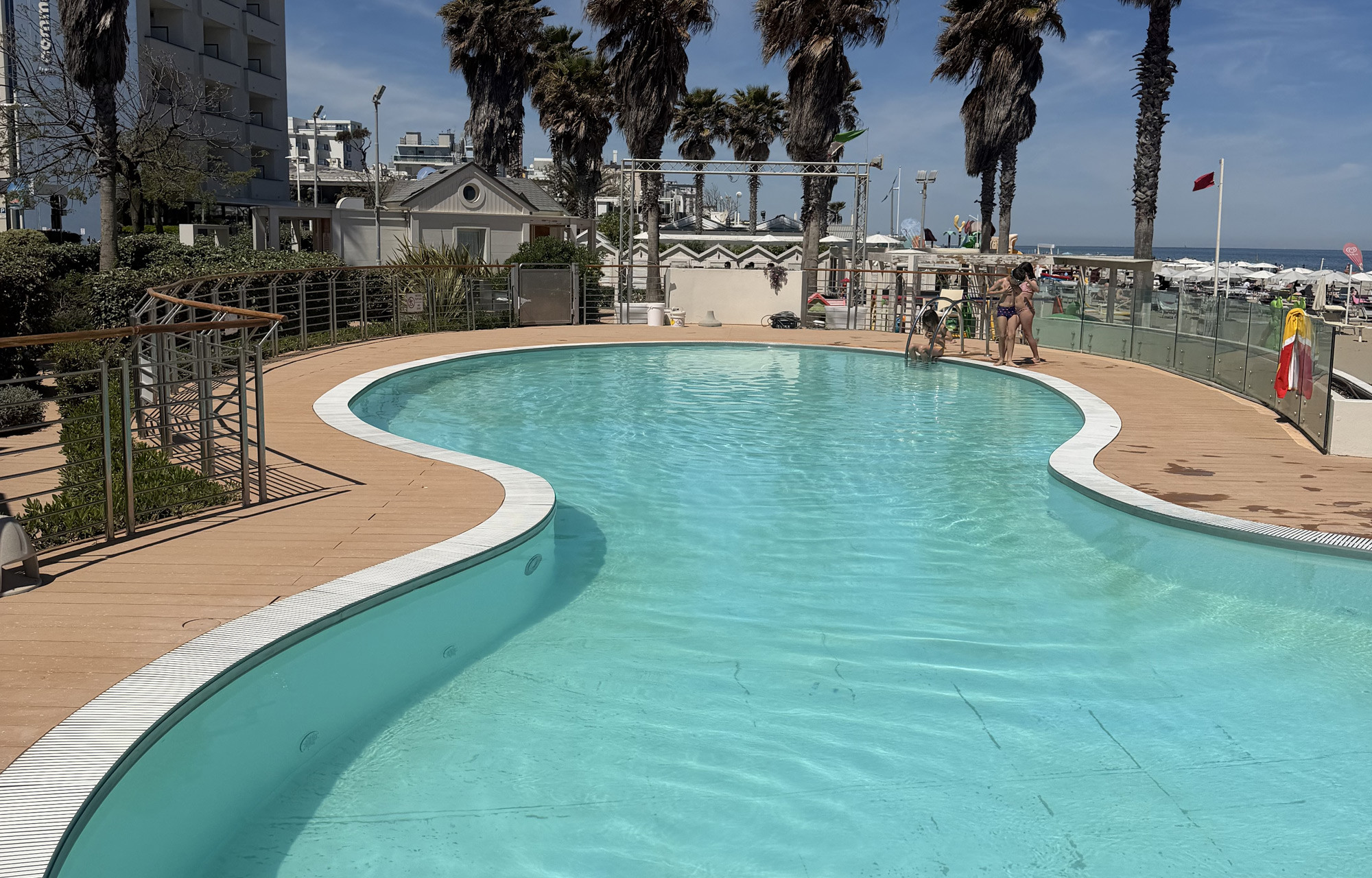 media.Slide_Spiaggia_3Hotel_Commodore_Riccione