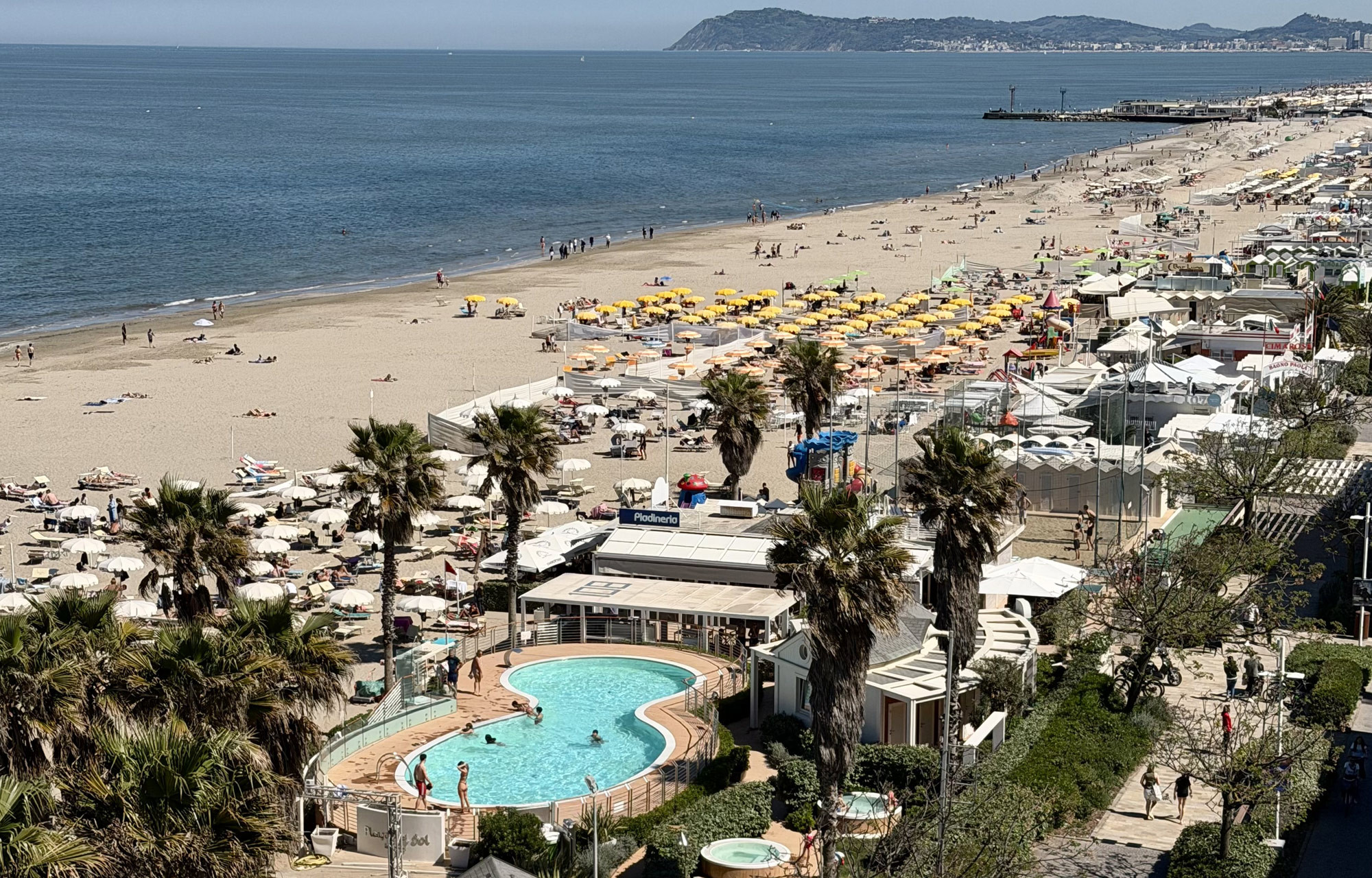 media.Slide_Spiaggia_6Hotel_Commodore_Riccione